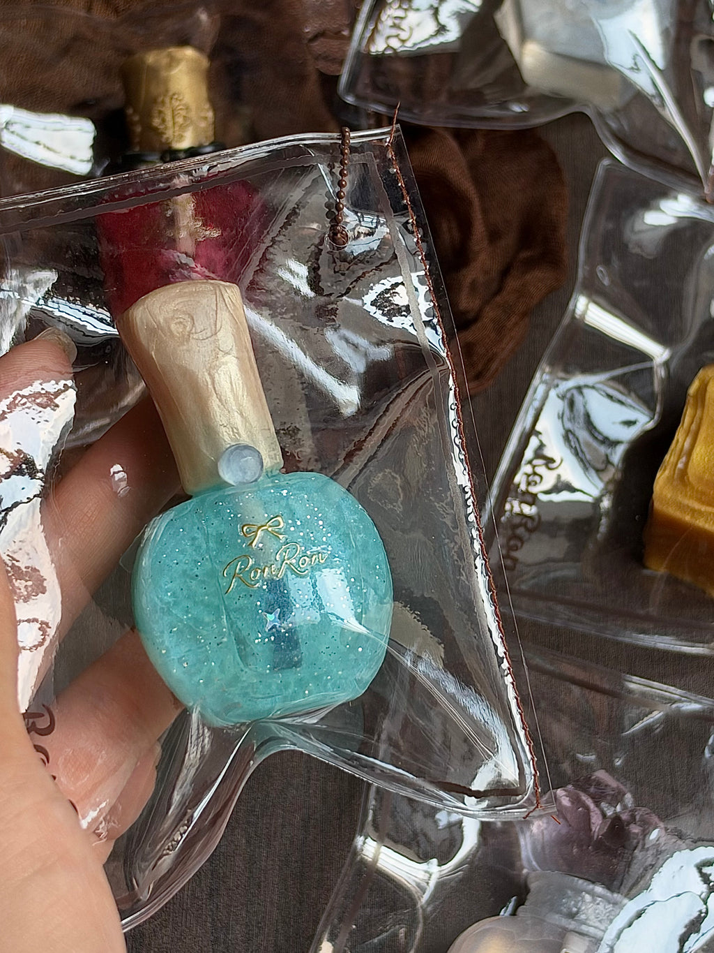 【Midnight Lacquer 2个装・随机款】可爱软糯捏捏玩具盲盒 硅胶材质 解压慢回弹玩具