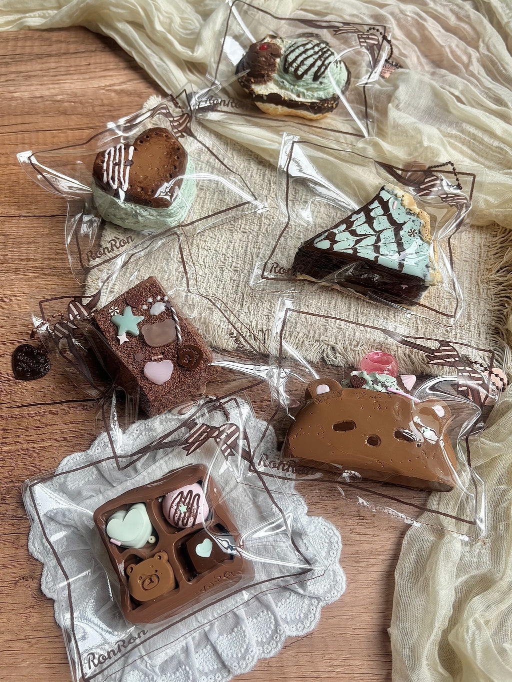 [Mint Choco] Soft Squeeze Toy Blind Box, Silicone Material, Stress Relief Slow Rebound Toy