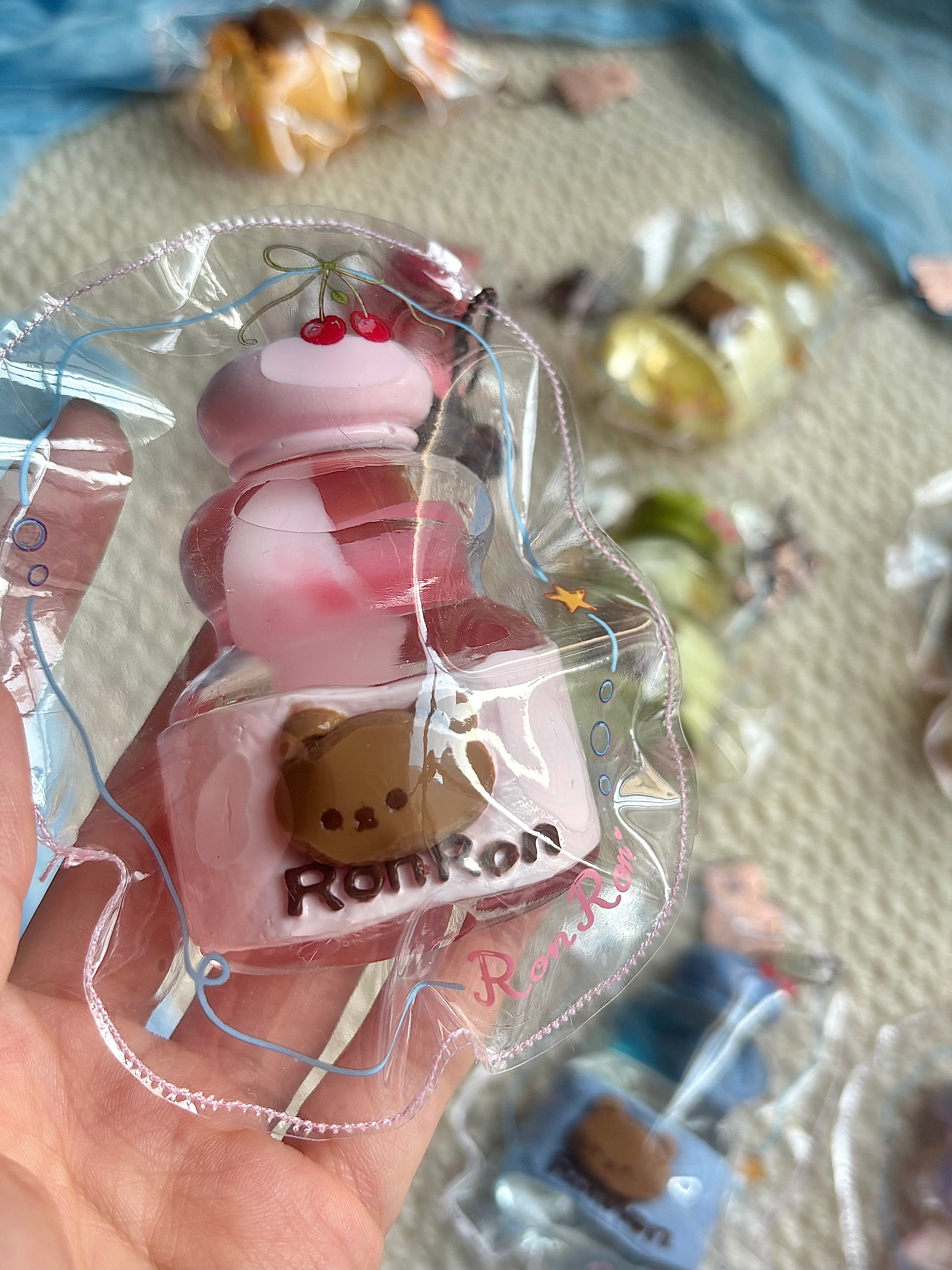 【Pool Party】Soft Squeeze Toy Blind Box - Silicone Stress-Relief Slow Rebound Toy