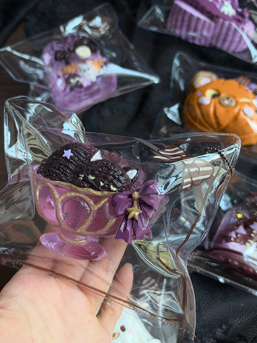 【Witching Hour – les 6 modèles】Boîte mystère de jouets squishy moelleux en silicone, jouets anti-stress à retour lent à la forme initiale