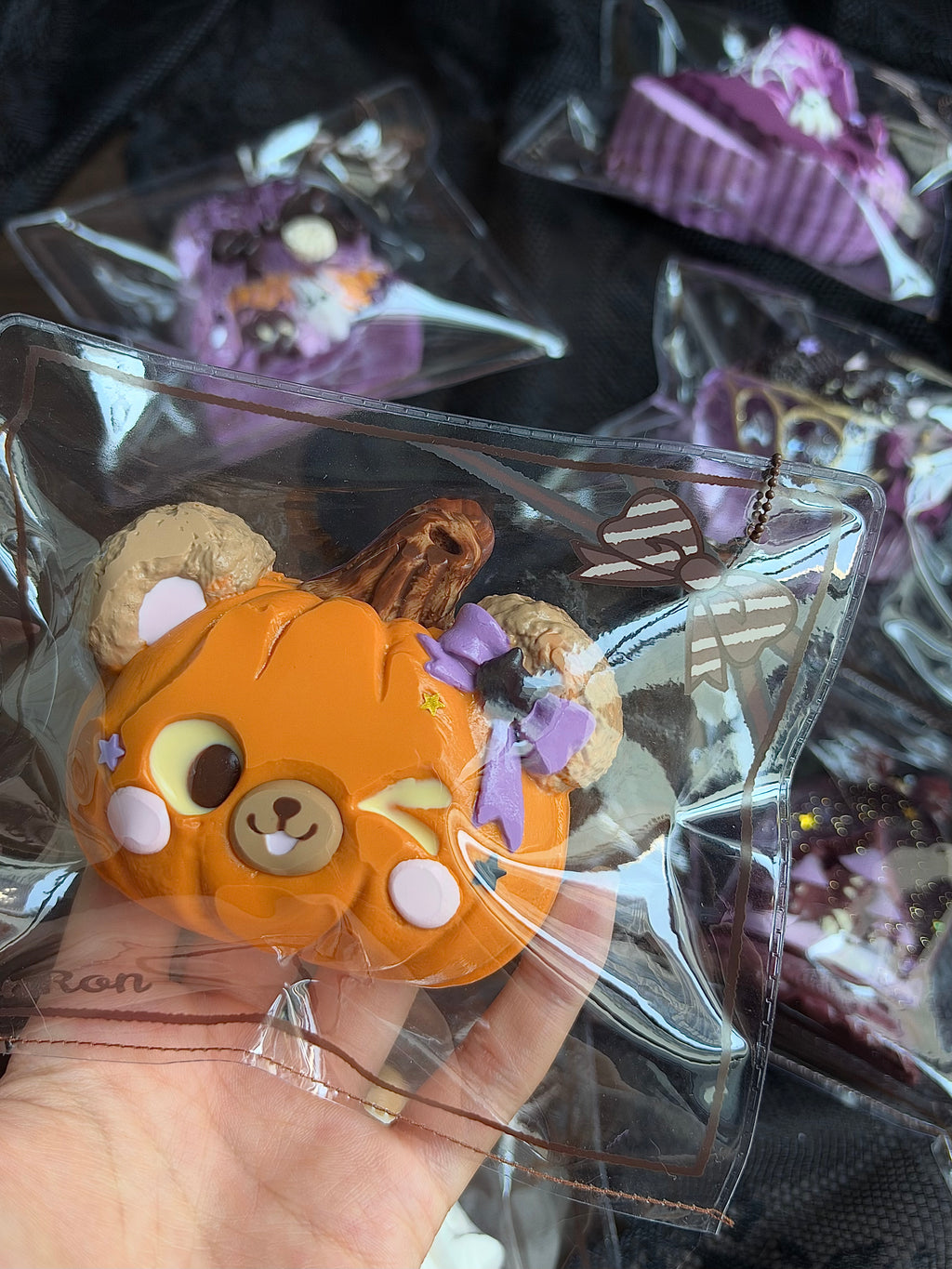 【Witching Hour – les 6 modèles】Boîte mystère de jouets squishy moelleux en silicone, jouets anti-stress à retour lent à la forme initiale